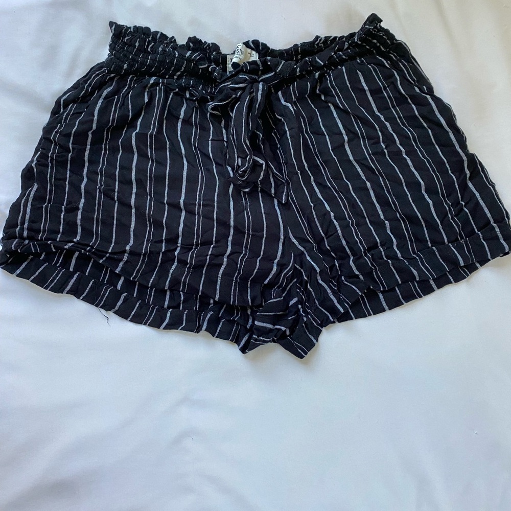 Paper bag shorts